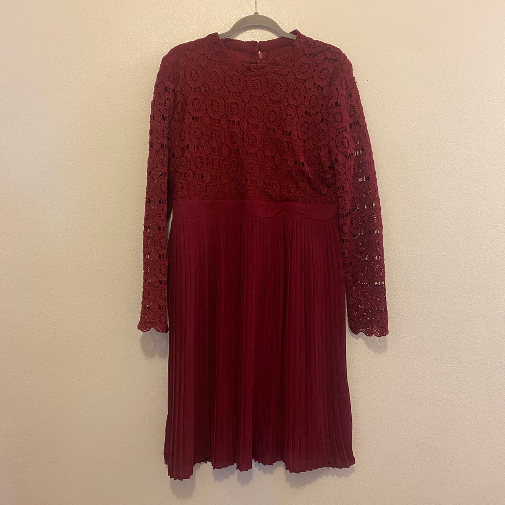 Wren & Ivory Red Lace Dress